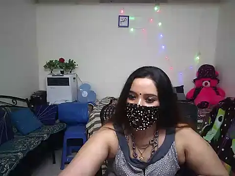 Snapshot of Arushisingh8888 chatting on February 28, 10:30 am Arushisingh8888 online show from February 28, 10:30 am