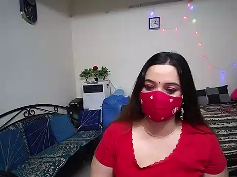 Snapshot of Arushisingh8888 chatting on February 14, 9:45 am Arushisingh8888 online show from February 14, 9:45 am