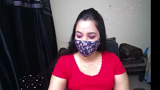 Arushisingh8888 online show from April 3, 1:06 pm