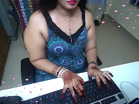 Snapshot of Arushisingh8888 chatting on September 25, 11:05 am Arushisingh8888 online show from September 25, 11:05 am