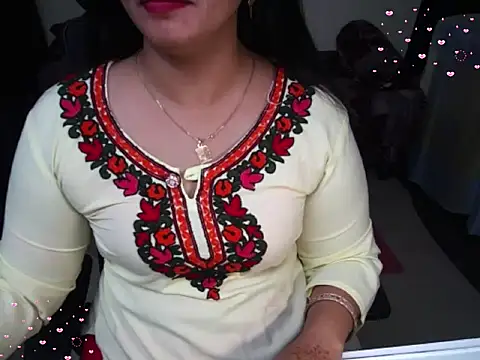 Arushisingh8888 online show from January 19, 11:25 am