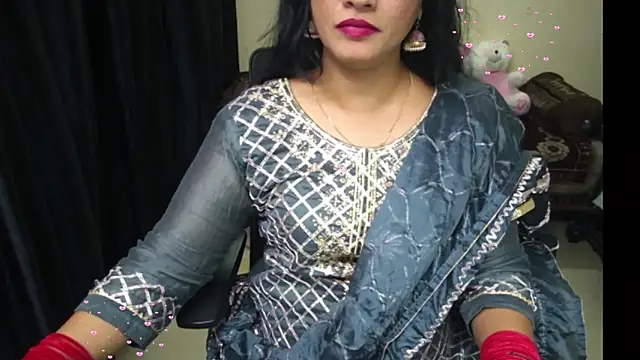 Arushisingh8888 online show from May 17, 3:01 pm