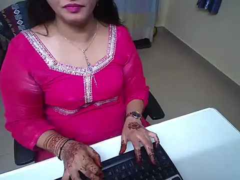 Snapshot of Arushisingh8888 chatting on September 27, 11:05 am Arushisingh8888 online show from September 27, 11:05 am