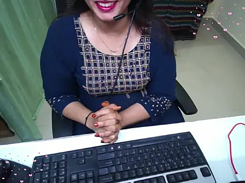 Snapshot of Arushisingh8888 chatting on October 6, 1:01 pm Arushisingh8888 online show from October 6, 1:01 pm