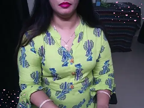 Snapshot of Arushisingh8888 chatting on November 21, 12:59 pm Arushisingh8888 online show from November 21, 12:59 pm