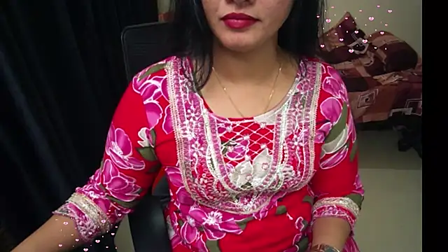 Snapshot of Arushisingh8888 chatting on July 1, 2:06 pm Arushisingh8888 online show from July 1, 2:06 pm