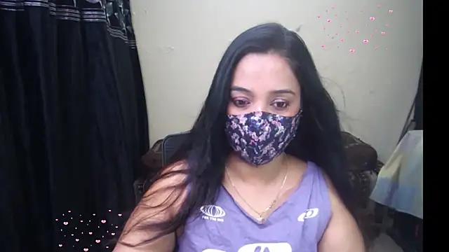 Arushisingh8888 online show from April 19, 12:28 pm