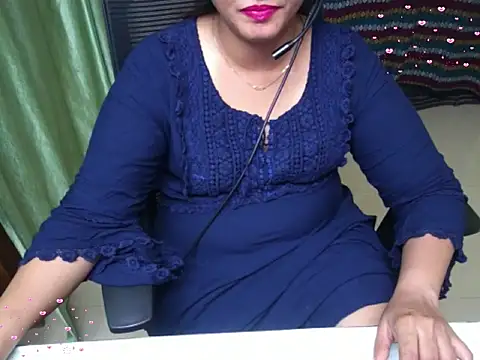 Snapshot of Arushisingh8888 chatting on November 7, 2:21 pm Arushisingh8888 online show from November 7, 2:21 pm