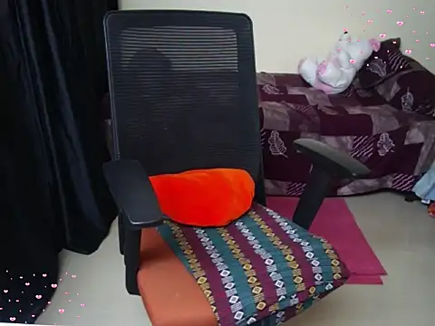 Arushisingh8888 online show from February 7, 1:41 pm