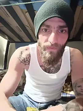 Antonio Vatooo online show from April 3, 7:20 pm