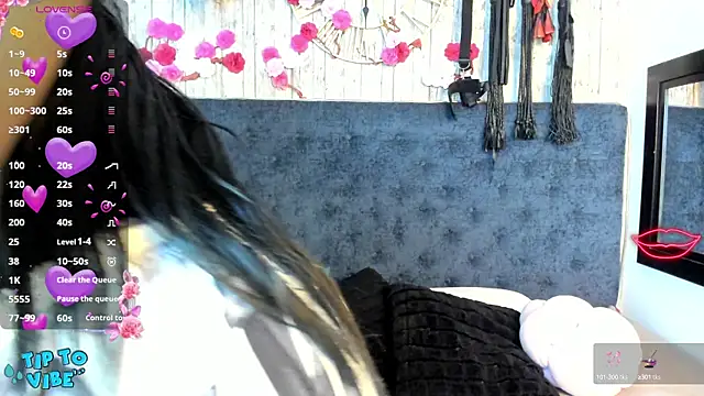 Snapshot of Neko_Misaki chatting on October 5, 11:45 am Neko Misaki online show from October 5, 11:45 am