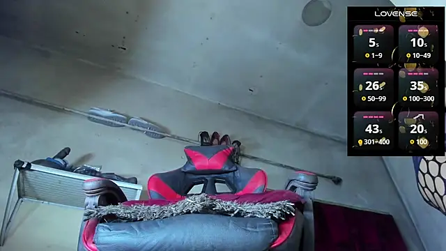 Trixy star horney online show from March 27, 3:59 am