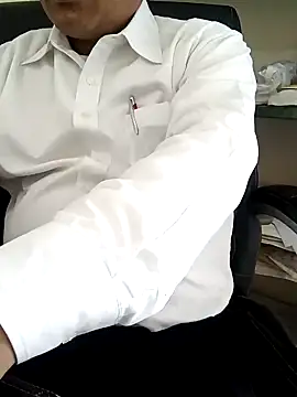 Snapshot of Hot-man39 chatting on December 21, 5:25 am Hot-man39 online show from December 21, 5:25 am