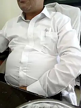 Snapshot of Hot-man39 chatting on January 21, 8:52 am Hot-man39 online show from January 21, 8:52 am
