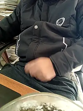 Hot-man39 online show from December 20, 9:56 am