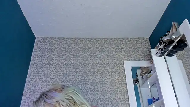 Samantha cp  online show from March 21, 6:29 pm