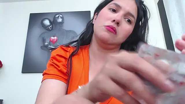 KatrinaRolan online show from February 17, 10:40 pm