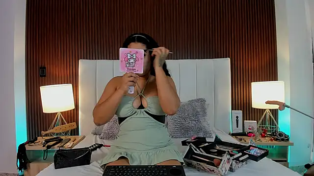 Liana Asaff online show from March 21, 8:40 pm