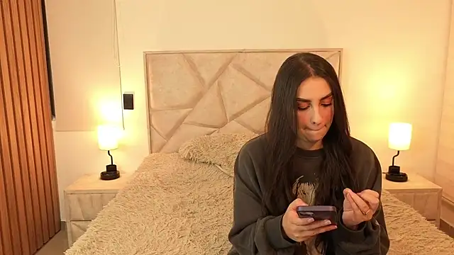 teseo and afroditha  online show from November 25, 1:17 am