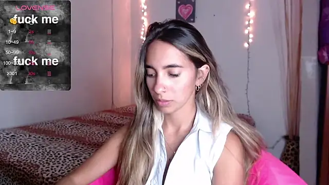 MitchWilson1 online show from October 17, 10:22 pm