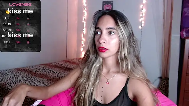 MitchWilson1 online show from October 15, 11:24 pm