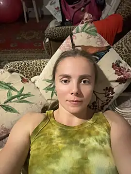 Snapshot of AlisaKissss chatting on July 2, 7:20 pm AlisaKissss online show from July 2, 7:20 pm