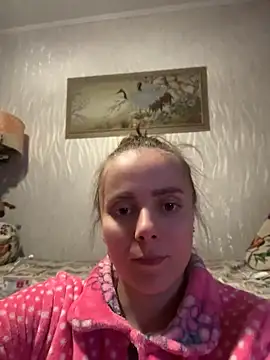 Snapshot of AlisaKissss chatting on May 21, 8:17 pm AlisaKissss online show from May 21, 8:17 pm