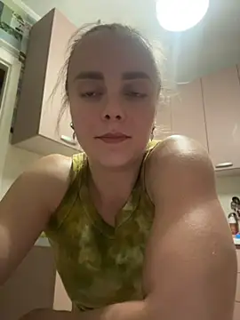 Snapshot of AlisaKissss chatting on June 20, 7:41 pm AlisaKissss online show from June 20, 7:41 pm