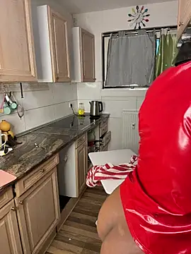 Shantel-Olivia online show from December 19, 8:38 am