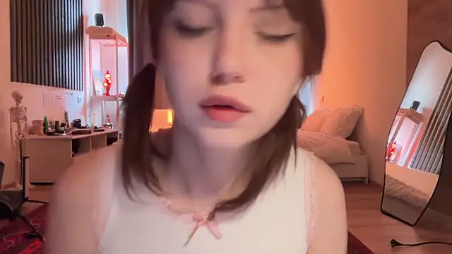 electric babe online show from May 7, 10:51 am