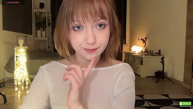 electric babe online show from December 19, 2:41 pm