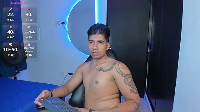 valentino santoss online show from November 12, 1:15 pm