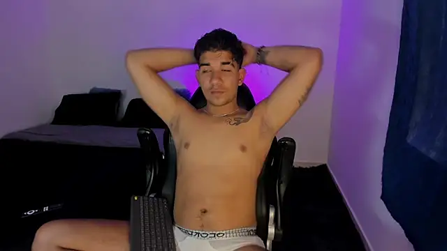 valentino santoss online show from February 17, 6:16 pm