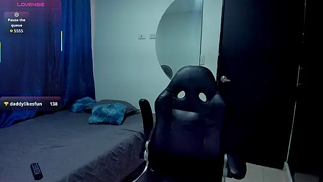 valentino santoss online show from September 30, 12:22 pm