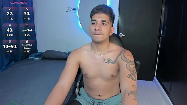 valentino santoss online show from November 17, 11:31 pm