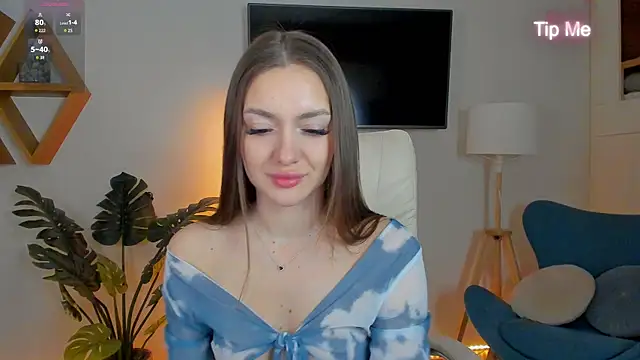 Micky  love online show from February 26, 8:42 pm