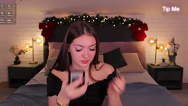 Micky  love online show from January 5, 7:39 pm