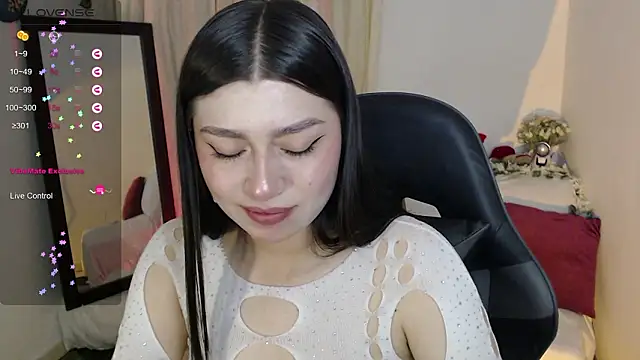 mily thomson b  online show from March 10, 12:03 am