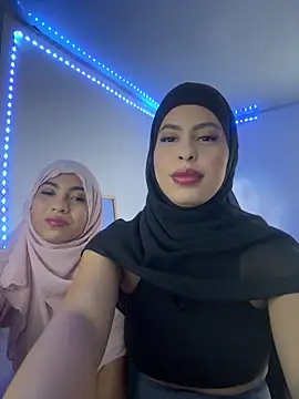 Snapshot of JannaNader12 chatting on October 11, 10:22 pm JannaNader12 online show from October 11, 10:22 pm