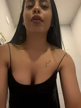 Snapshot of JannaNader12 chatting on March 9, 1:46 am JannaNader12 online show from March 9, 1:46 am