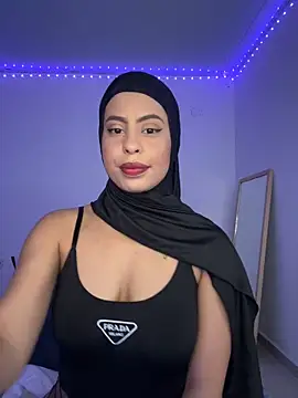 Snapshot of JannaNader12 chatting on February 18, 10:25 pm JannaNader12 online show from February 18, 10:25 pm