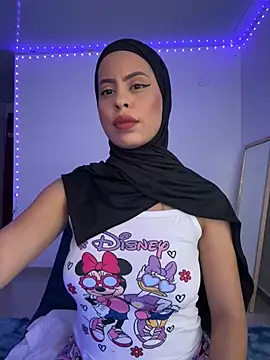 Snapshot of JannaNader12 chatting on February 20, 11:54 pm JannaNader12 online show from February 20, 11:54 pm