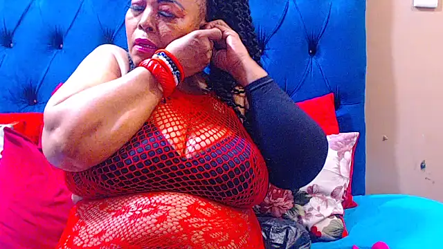 Snapshot of ebonycandy10 chatting on November 4, 5:11 am ebonycandy10 online show from November 4, 5:11 am