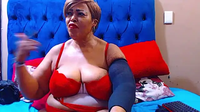 ebonycandy10 online show from January 9, 5:14 am