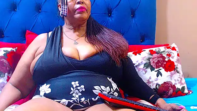 Snapshot of ebonycandy10 chatting on September 26, 6:53 am ebonycandy10 online show from September 26, 6:53 am