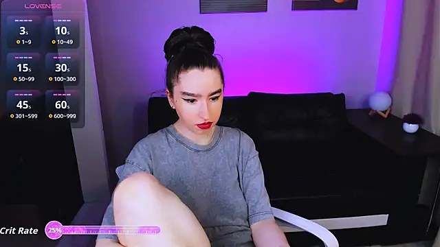 Snapshot of Lily_xBabe chatting on June 25, 2:22 pm Lily xBabe online show from June 25, 2:22 pm