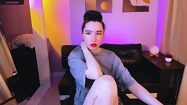 Lily xBabe online show from June 4, 7:02 am