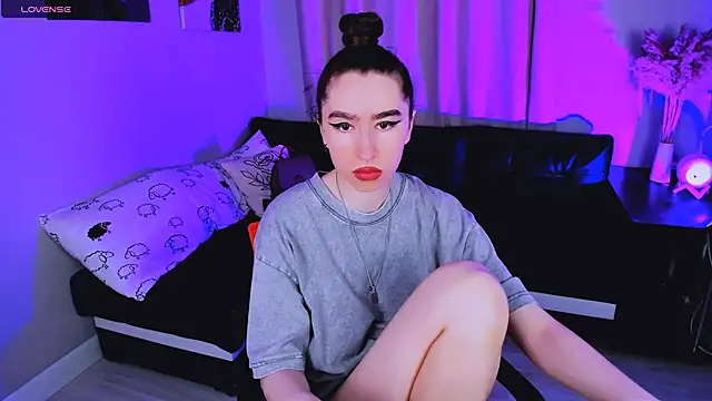 Snapshot of Lily_xBabe chatting on October 10, 7:42 am Lily xBabe online show from October 10, 7:42 am