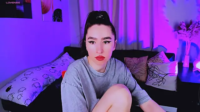 Snapshot of Lily_xBabe chatting on September 28, 7:26 am Lily xBabe online show from September 28, 7:26 am