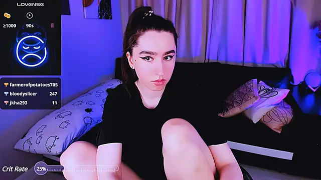 Snapshot of Lily_xBabe chatting on February 23, 6:01 pm Lily xBabe online show from February 23, 6:01 pm